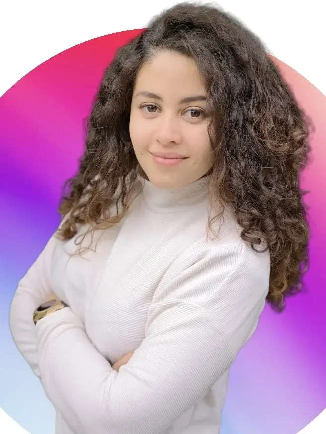Ylonas González